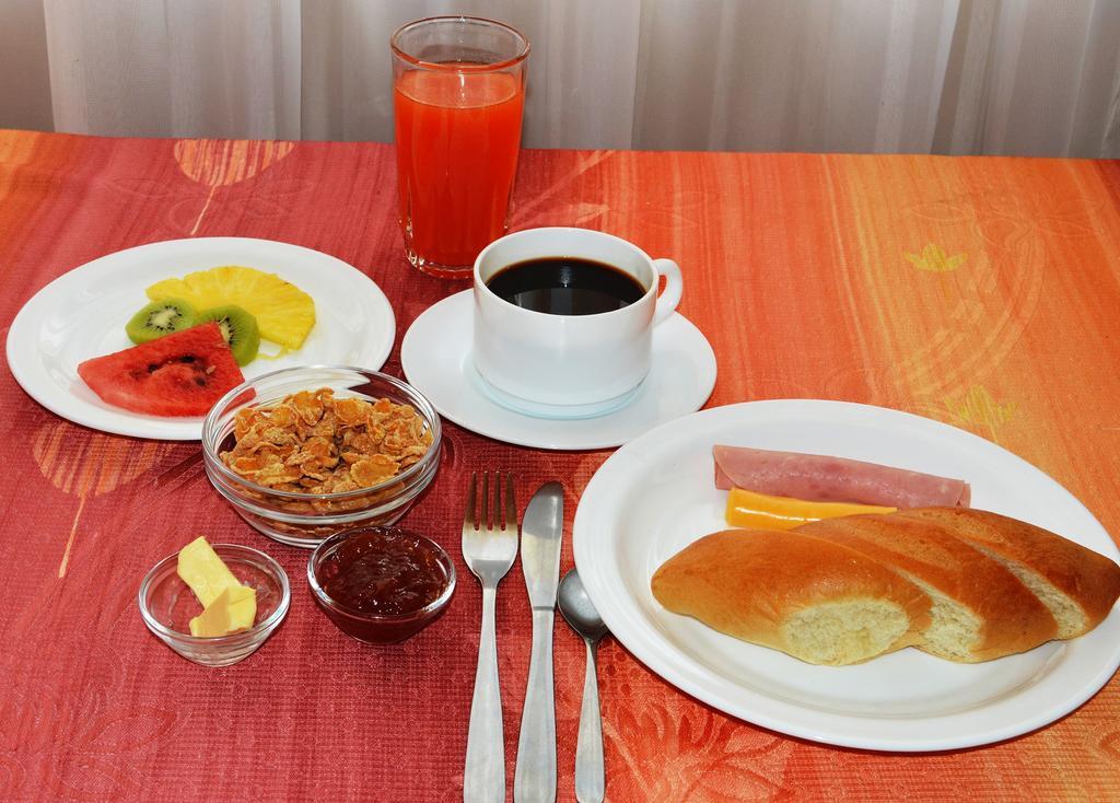 Hotel Villa Lafayette Кито Экстерьер фото